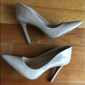 Leaving 6/1/20 🖤 Nude Leather Heels || 7.5